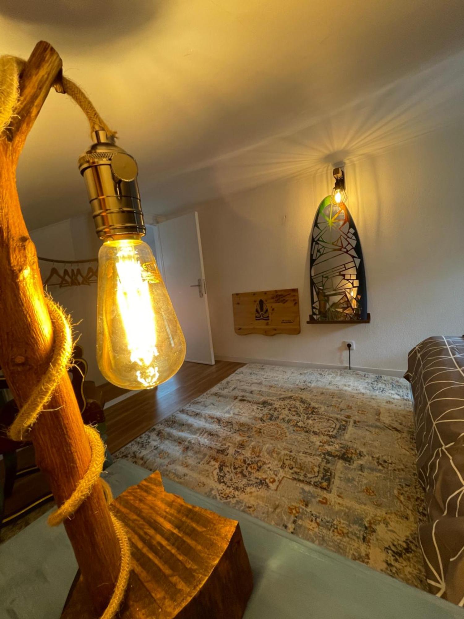 Lisbon Soul Surf Camp Hostel Cascais Kültér fotó