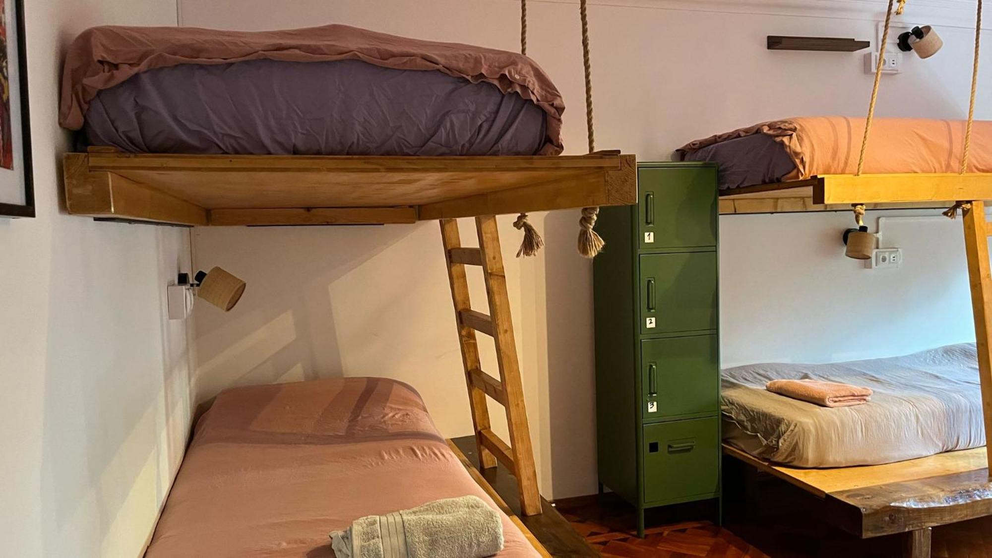 Lisbon Soul Surf Camp Hostel Cascais Kültér fotó